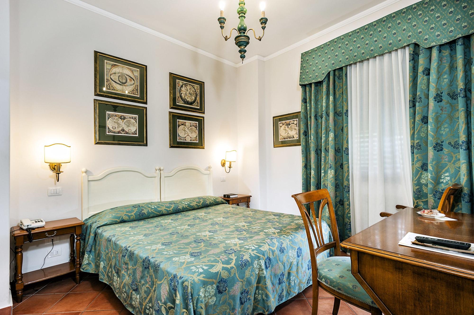 Hotel Sirius 4*