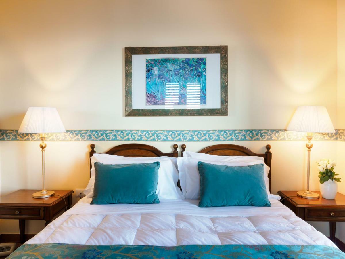 Hotel Sirius 4*