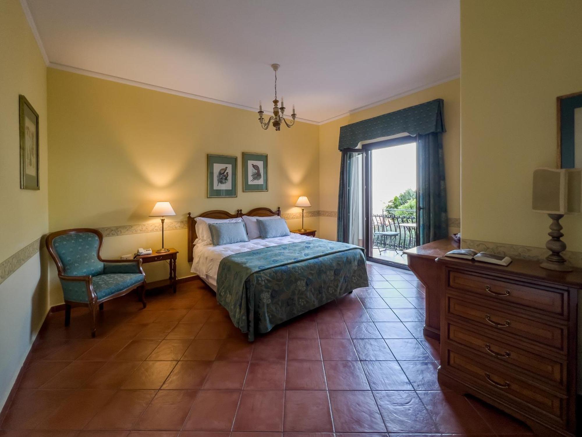 Sirius 4* Taormina